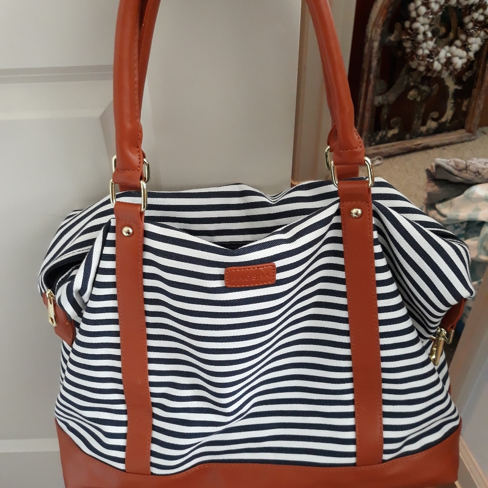 Baosha travel purse